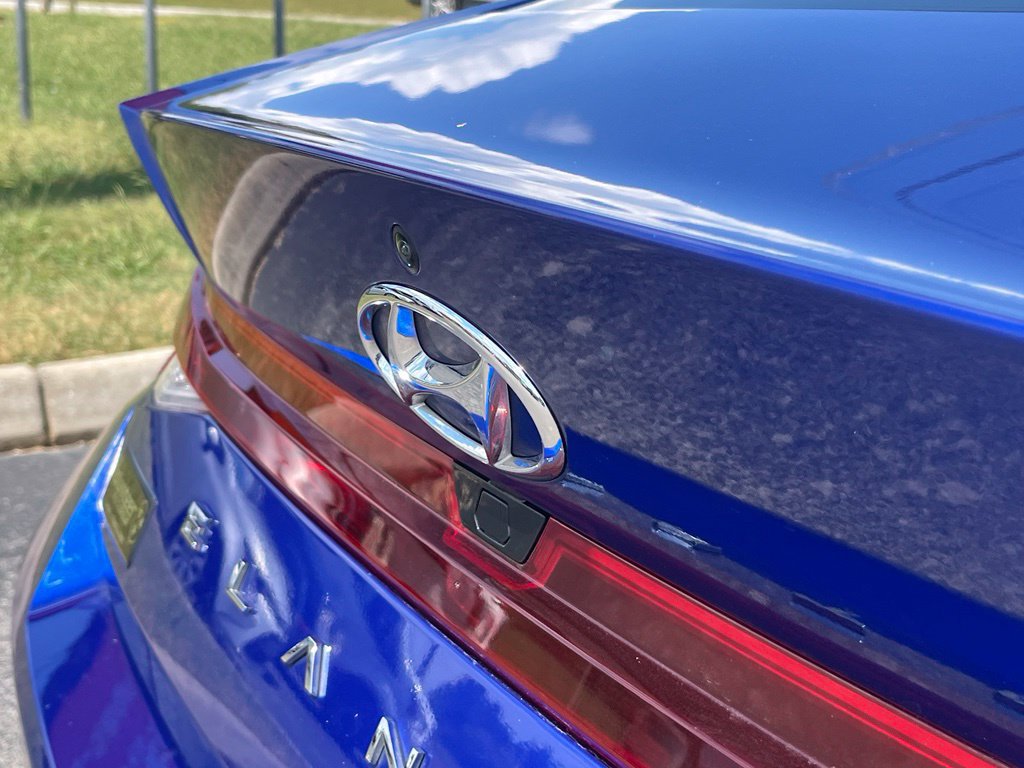 Used 2023 Hyundai Elantra SEL FWD image 9