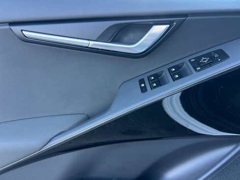 Used 2024 Kia Niro Wind image 11