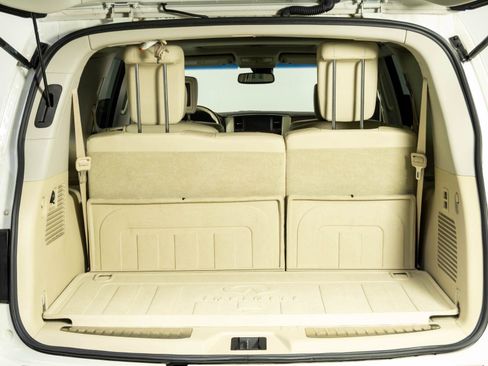 Used 2015 INFINITI QX80 4WD w/ Deluxe Technology Package image 31