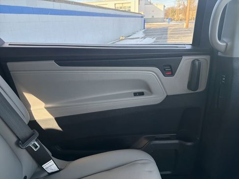 Certified 2023 Honda Odyssey EX-L image 21