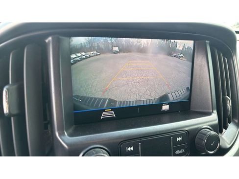 Used 2021 Chevrolet Colorado LT w/ LT Convenience Package image 17