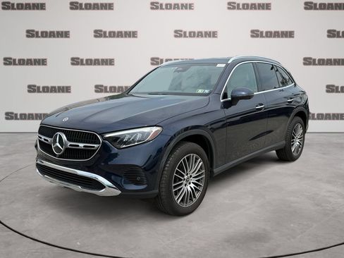 Used 2023 Mercedes-Benz GLC 300 4MATIC image 1