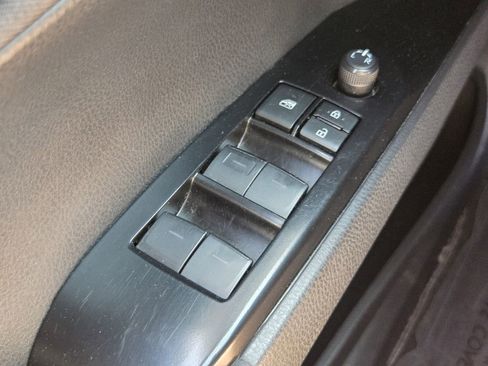 Used 2025 Toyota Camry LE FWD image 21