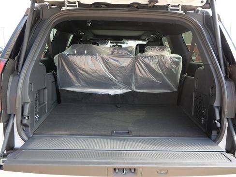 New 2027 Ford Expedition Max Platinum w/ Stealth Appearance Package AWD/4WD image 17