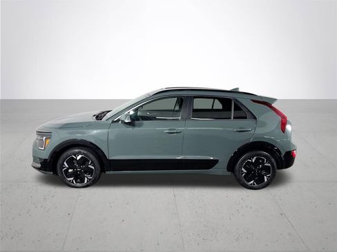 Certified 2023 Kia Niro Wind FWD image 10