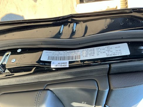 Used 2019 Jeep Grand Cherokee Altitude image 27