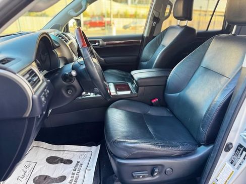 Used 2014 Lexus GX 460 w/ Premium Package AWD/4WD image 26
