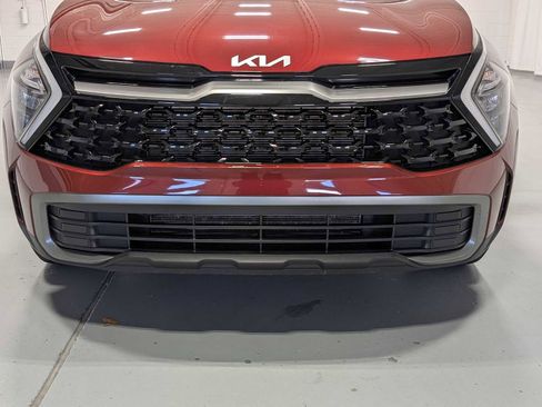 Certified 2023 Kia Sportage X-Line image 2