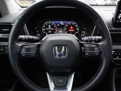 Used 2023 Honda Pilot Elite image 17