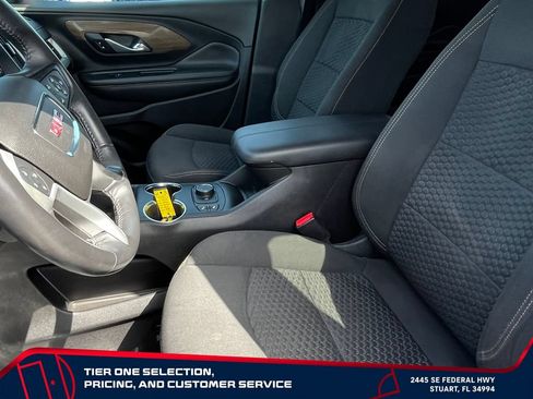 Used 2018 GMC Terrain SLE w/ Driver Convenience Package FWD image 10