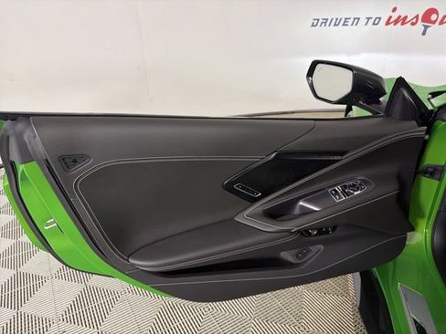 Used 2026 Chevrolet Corvette Z06 w/ Stealth Interior Trim Package RWD image 13