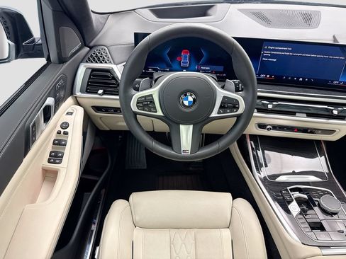 Used 2026 BMW X7 xDrive40i w/ M Sport Package AWD/4WD image 10