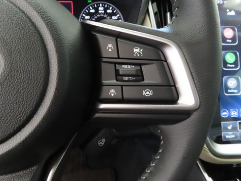 New 2025 Subaru Outback Limited image 16