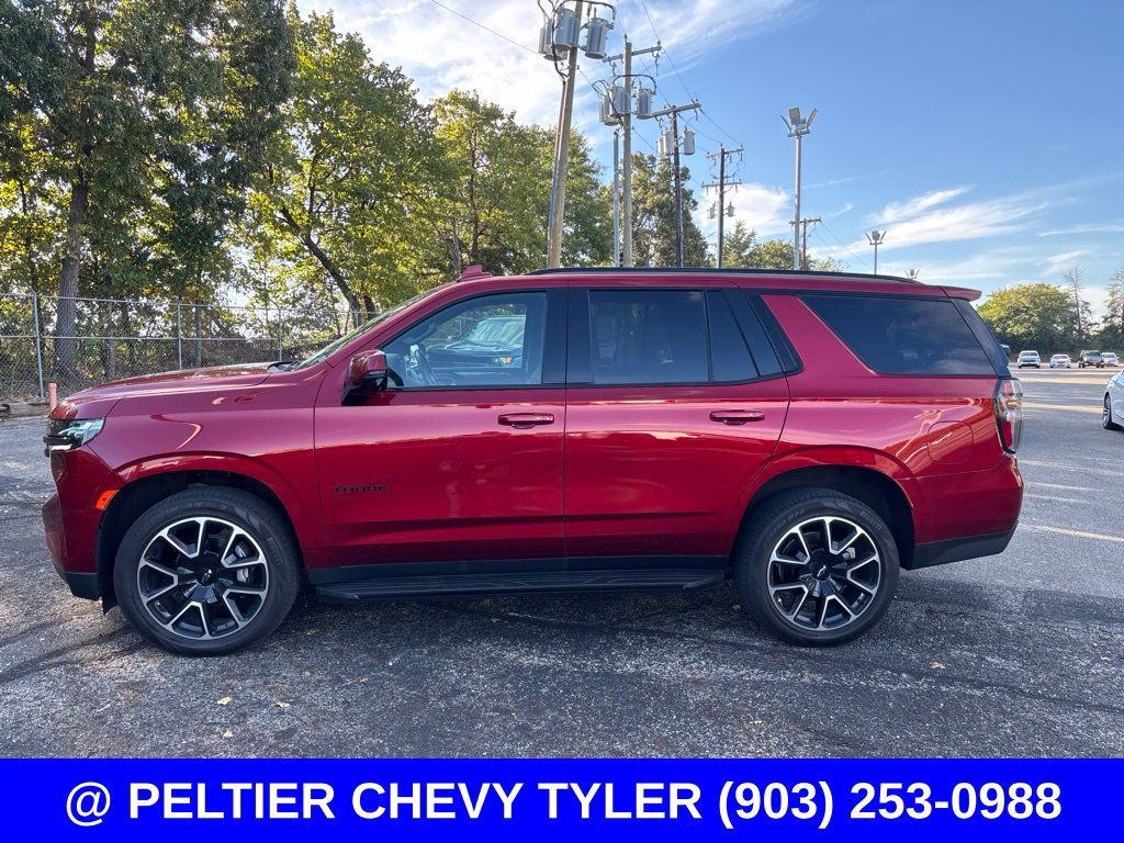 Used 2022 Chevrolet Tahoe RST w/ Luxury Package RWD image 4
