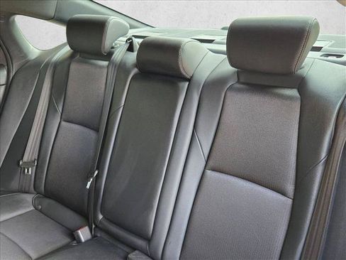 Used 2019 Honda Accord Sport image 14
