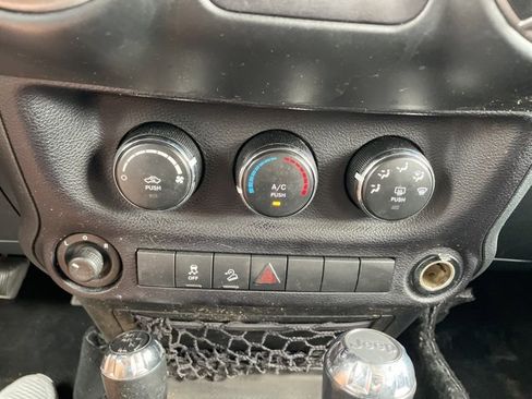 Used 2016 Jeep Wrangler Unlimited Sport w/ Quick Order Package 24S image 18