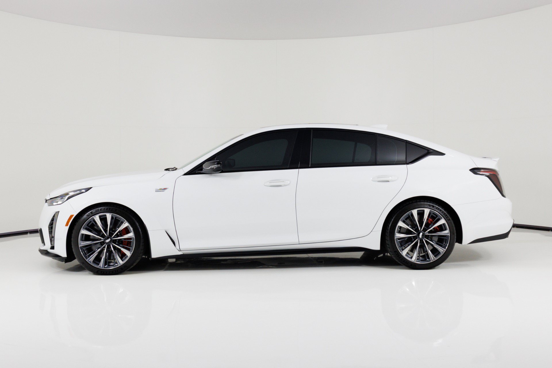 Used 2024 Cadillac CT5 V Blackwing w/ Driver Assist Package RWD image 6