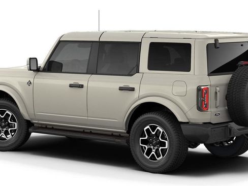 New 2026 Ford Bronco Outer Banks AWD/4WD image 2