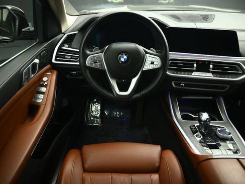 Used 2022 BMW X7 xDrive40i w/ Executive Package AWD/4WD image 33