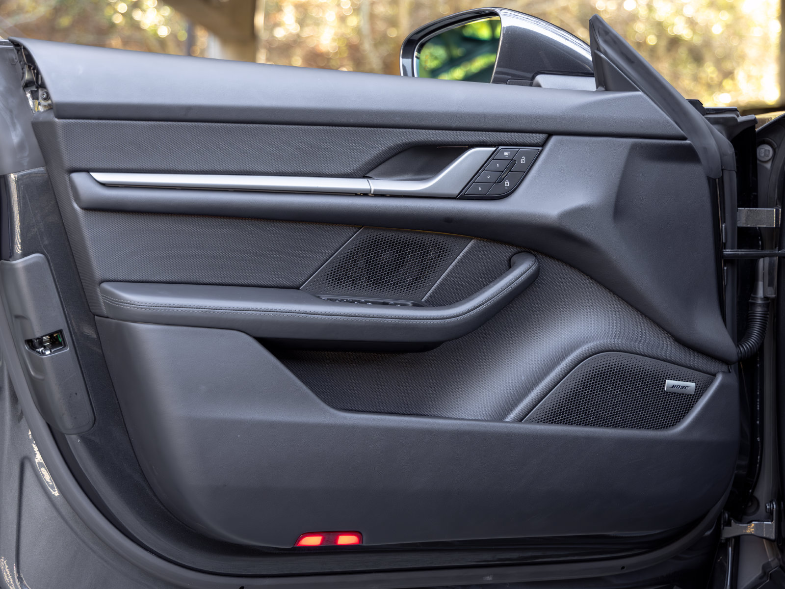Certified 2026 Porsche Taycan AWD/4WD image 20