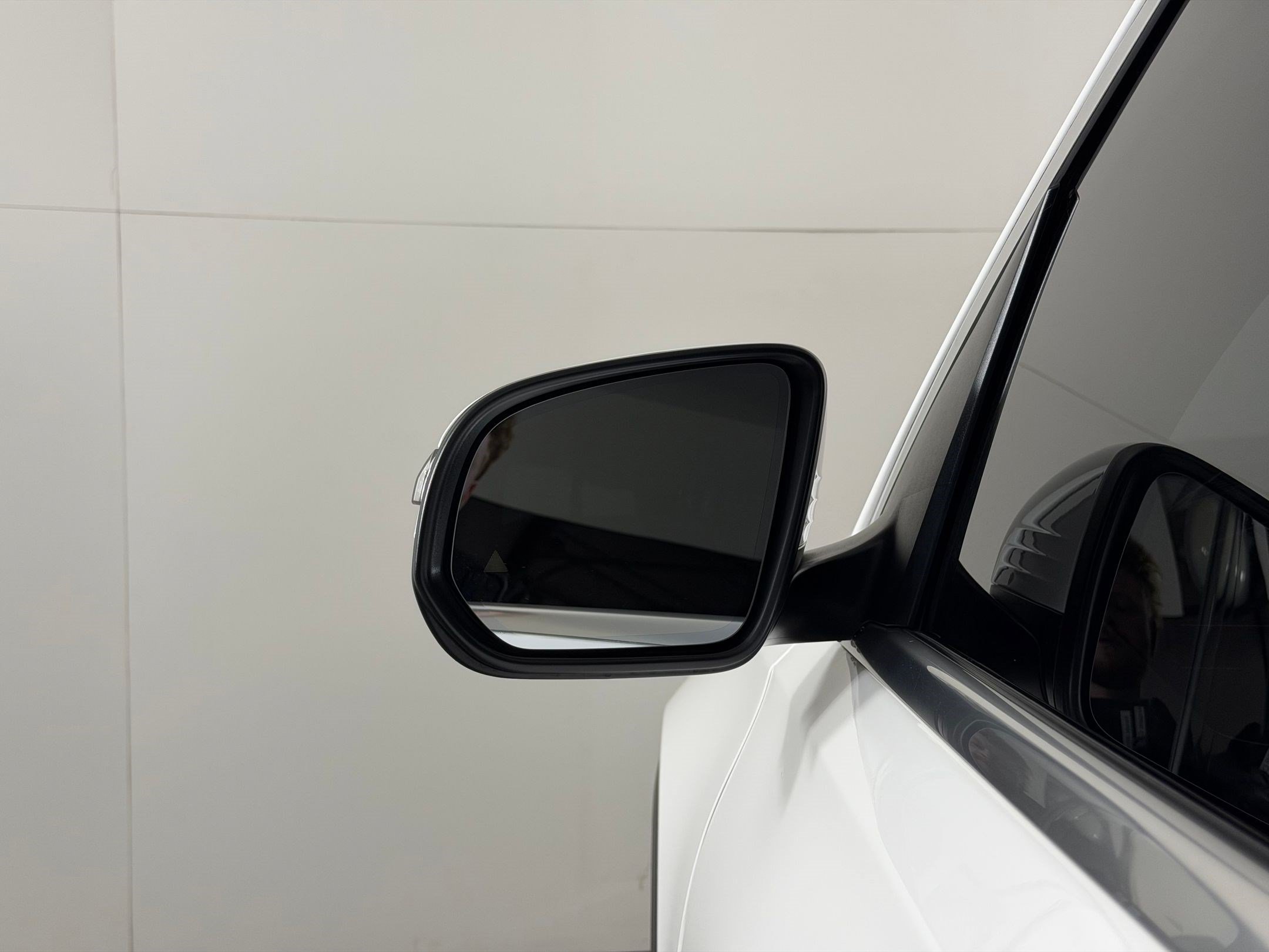 Used 2022 Mercedes-Benz GLE 350 4MATIC w/ Premium Package image 28