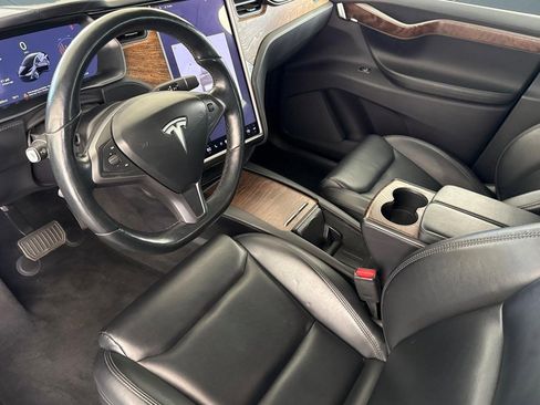 Used 2021 Tesla Model X Long Range AWD/4WD image 4