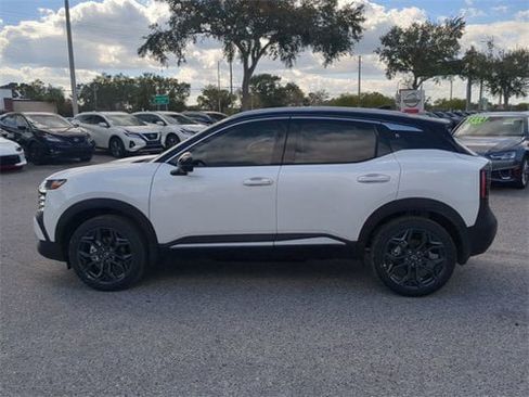 New 2025 Nissan Kicks SR w/ Illumination Package image 19