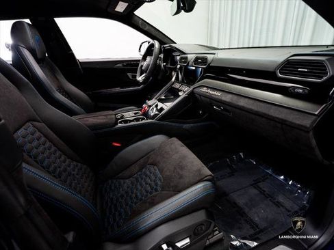 Used 2024 Lamborghini Urus S AWD/4WD image 42
