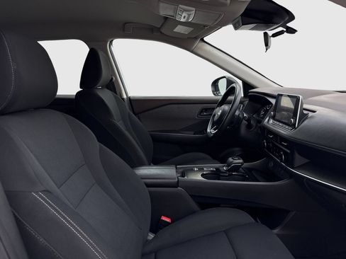 Used 2023 Nissan Rogue S FWD image 40