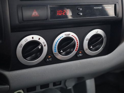 Used 2009 Toyota Tacoma 2WD Regular Cab image 11