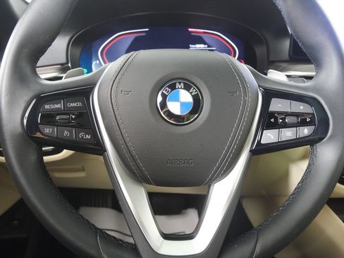 Used 2023 BMW 530i w/ Convenience Package RWD image 18
