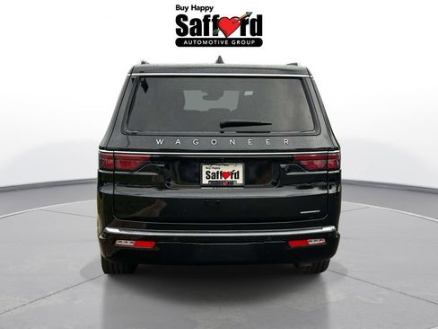 Certified 2024 Jeep Wagoneer Series II w/ Flexible Seating Group AWD/4WD image 10