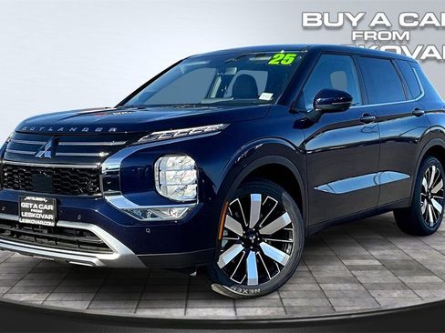 New 2025 Mitsubishi Outlander SE image 2