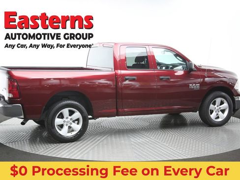 Used 2024 RAM 1500 Classic SLT AWD/4WD image 39