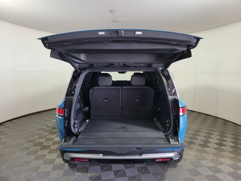 Used 2024 Rivian R1S Adventure AWD/4WD image 15