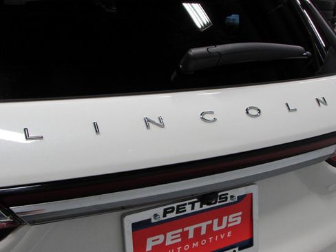 Used 2022 Lincoln Corsair Reserve w/ Equipment Group 201A AWD/4WD image 34
