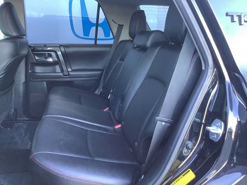 Used 2021 Toyota 4Runner TRD Off-Road Premium w/ Moonroof Package AWD/4WD image 13