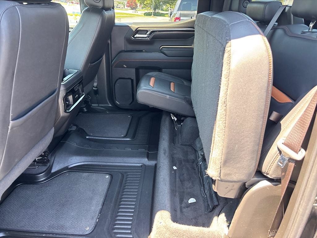 Used 2023 GMC Sierra 1500 AT4 AWD/4WD image 19