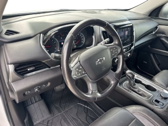 Used 2021 Chevrolet Traverse RS FWD image 22