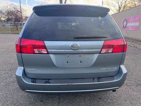 Used 2004 Toyota Sienna LE image 6