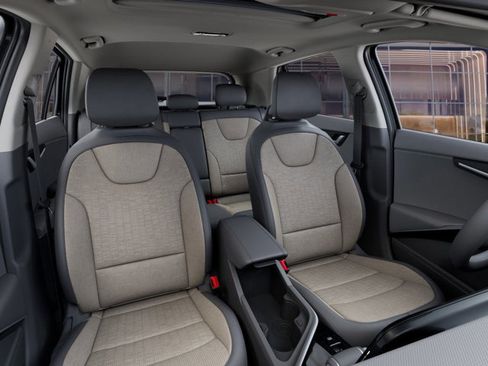 New 2025 Kia Niro SX Touring image 15