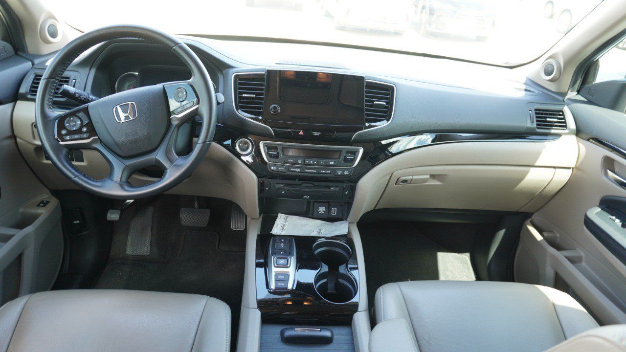 Used 2022 Honda Pilot Touring image 15