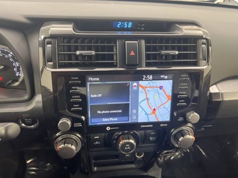 Used 2024 Toyota 4Runner TRD Off-Road Premium image 17