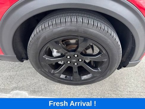 Used 2023 Ford Explorer ST-Line w/ Class IV Trailer Tow Package RWD image 24