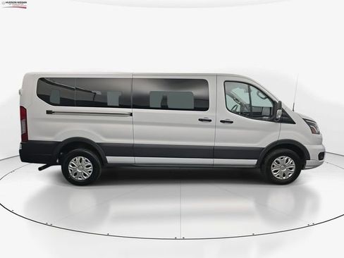 Used 2023 Ford Transit 350 XLT image 11