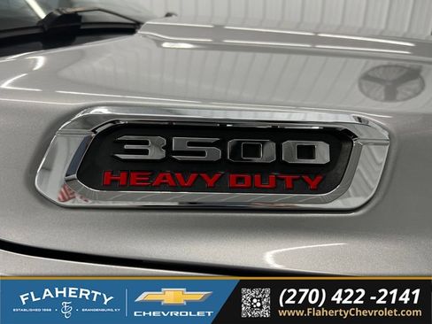 Used 2022 RAM 3500 Laramie AWD/4WD image 18
