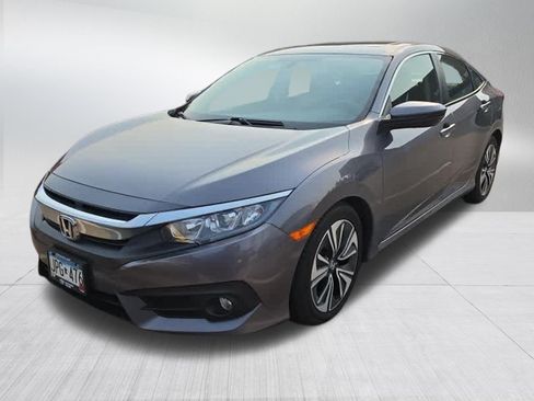 Used 2016 Honda Civic EX-T image 2