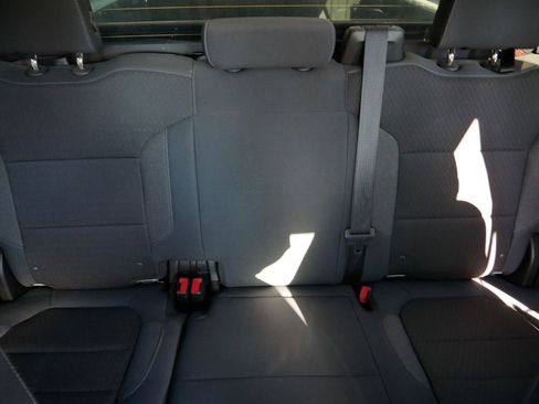 Used 2019 Chevrolet Silverado 1500 RST image 17