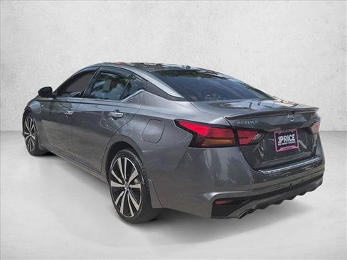 Used 2019 Nissan Altima 2.5 Platinum AWD/4WD image 8