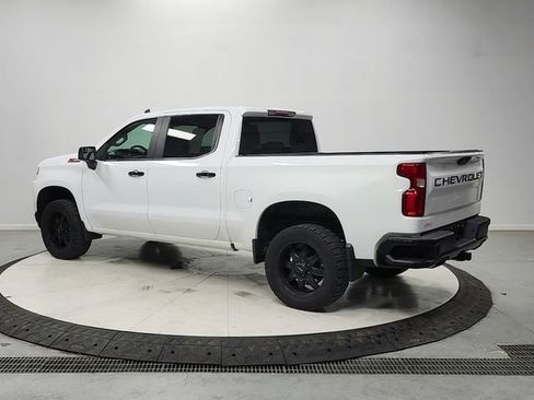 Used 2019 Chevrolet Silverado 1500 LT Trail Boss w/ Convenience Package AWD/4WD image 5